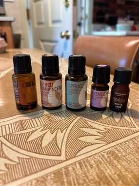 5 Bottle lot of Essential Oils